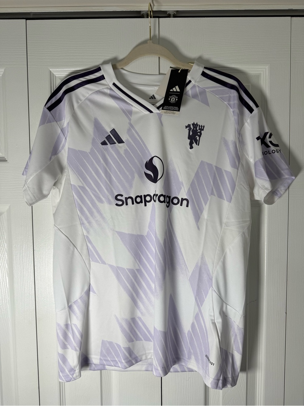 Women's Adidas Manchester United 25/26 Away White Purple Jersey Size L NWT
